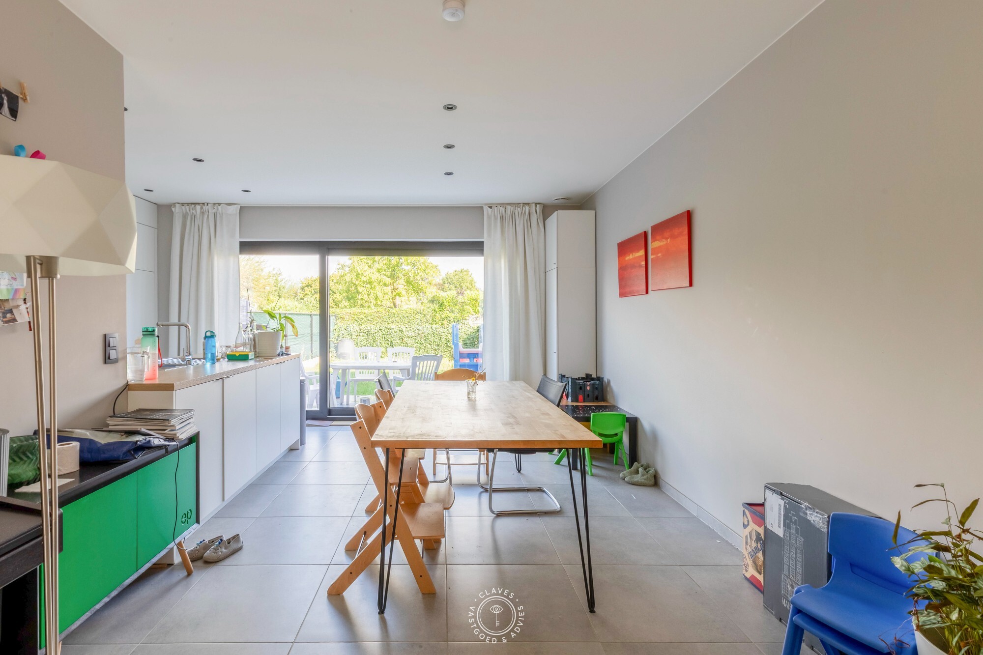 Praktische nieuwbouw woning met tuin en garage