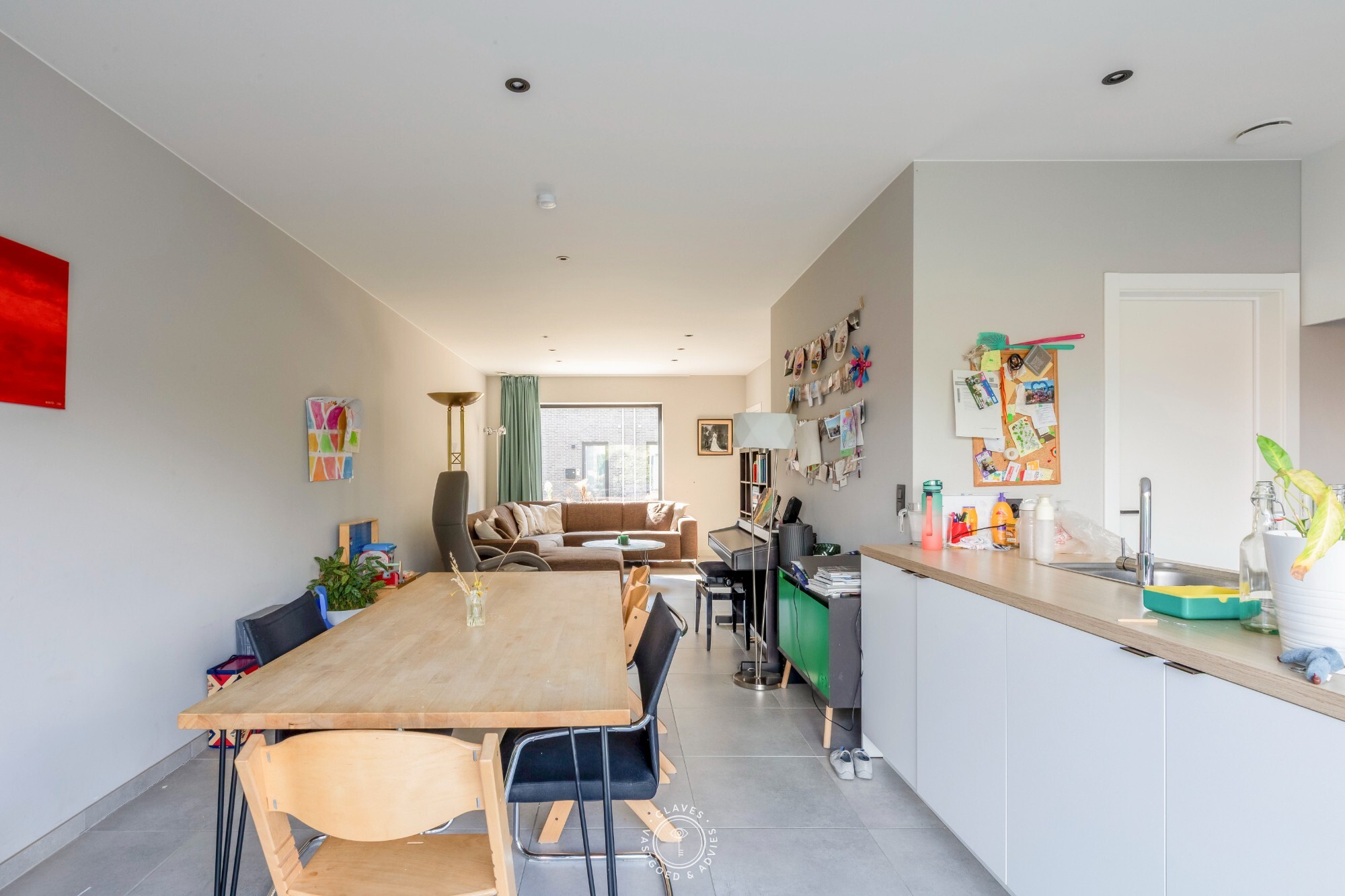 Praktische nieuwbouw woning met tuin en garage