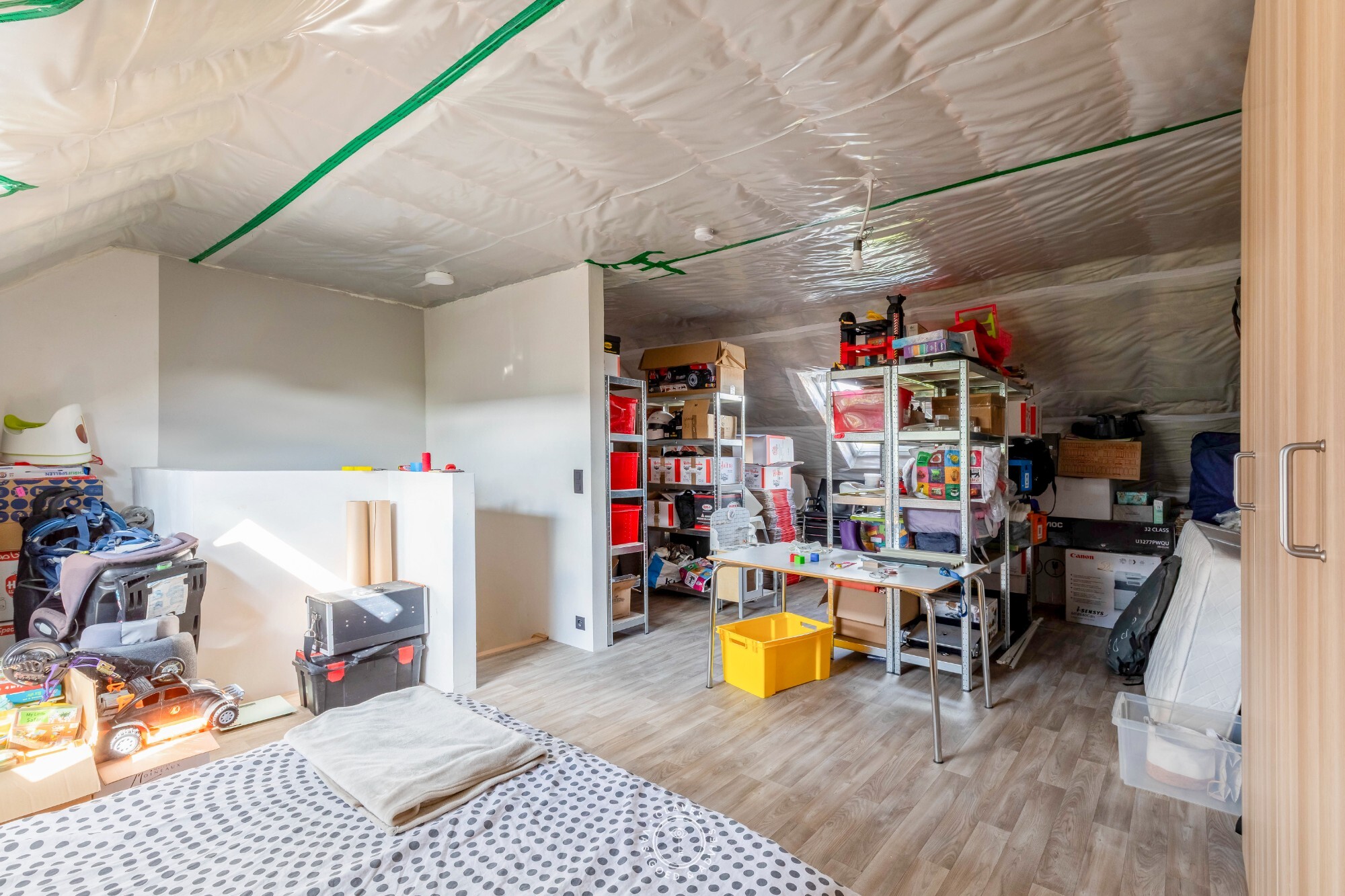 Praktische nieuwbouw woning met tuin en garage