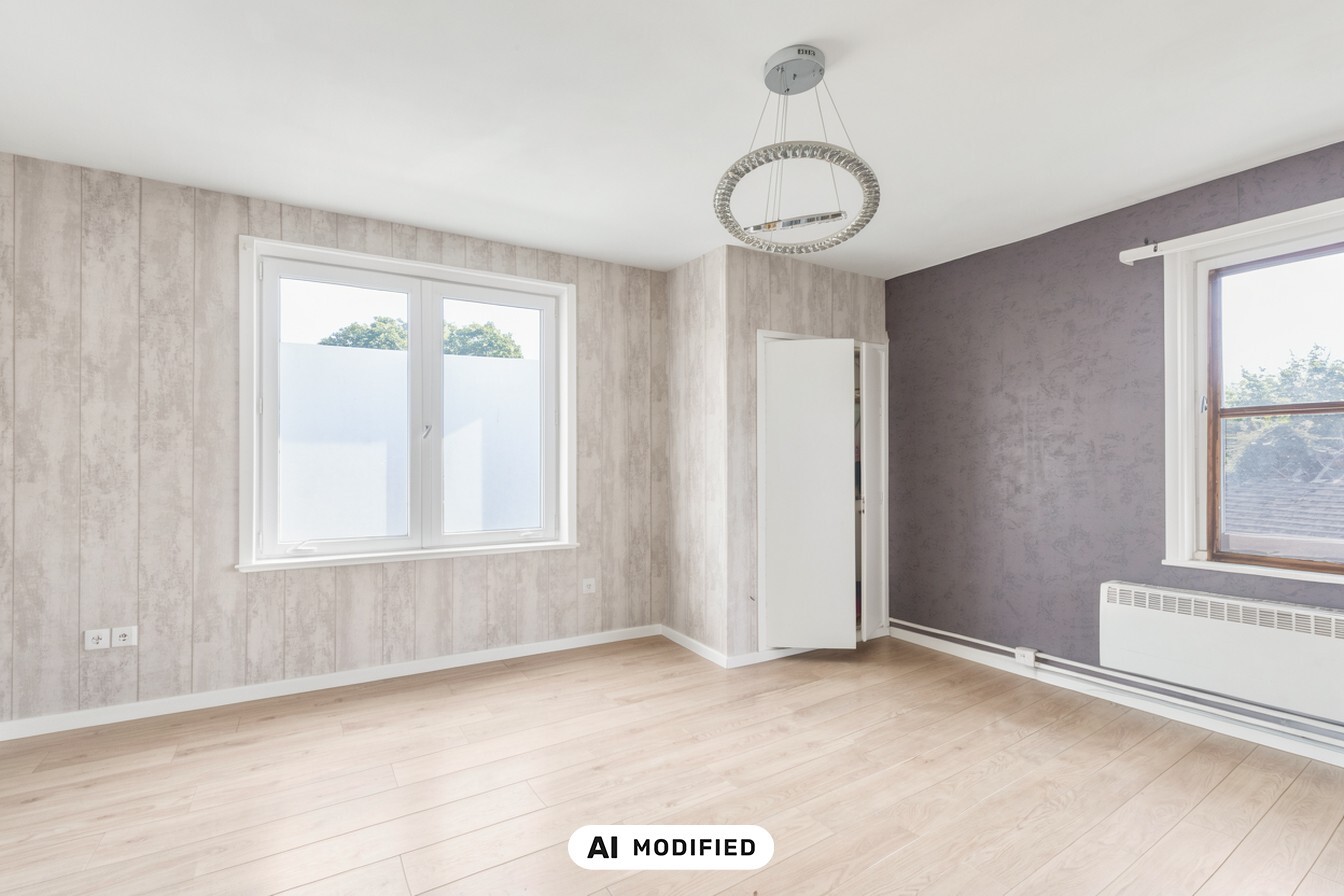 Voormalige hofstede met stallingen op perceel van 3016 m² dicht bij het centrum van Sint-Niklaas