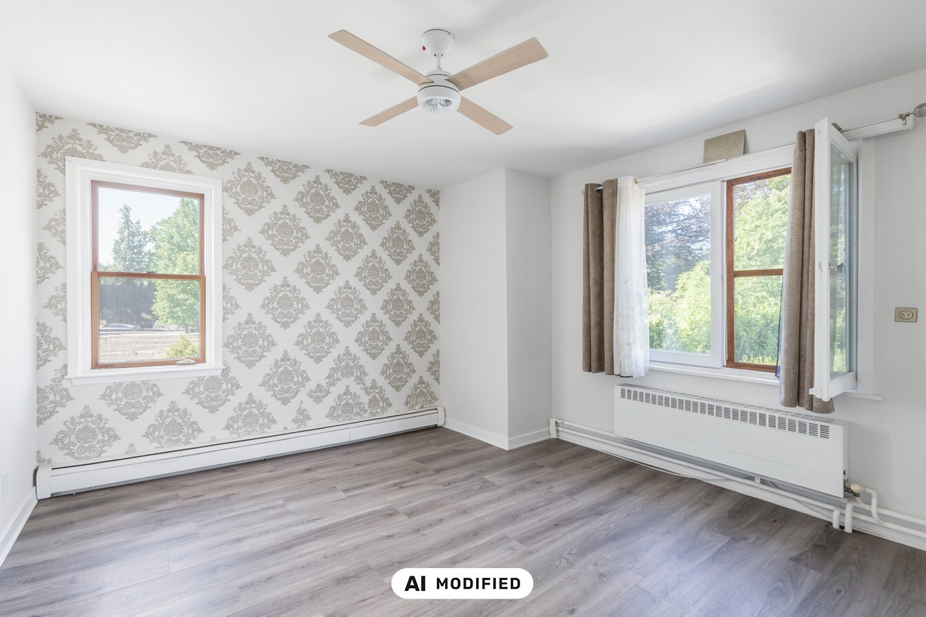 Voormalige hofstede met stallingen op perceel van 3016 m² dicht bij het centrum van Sint-Niklaas