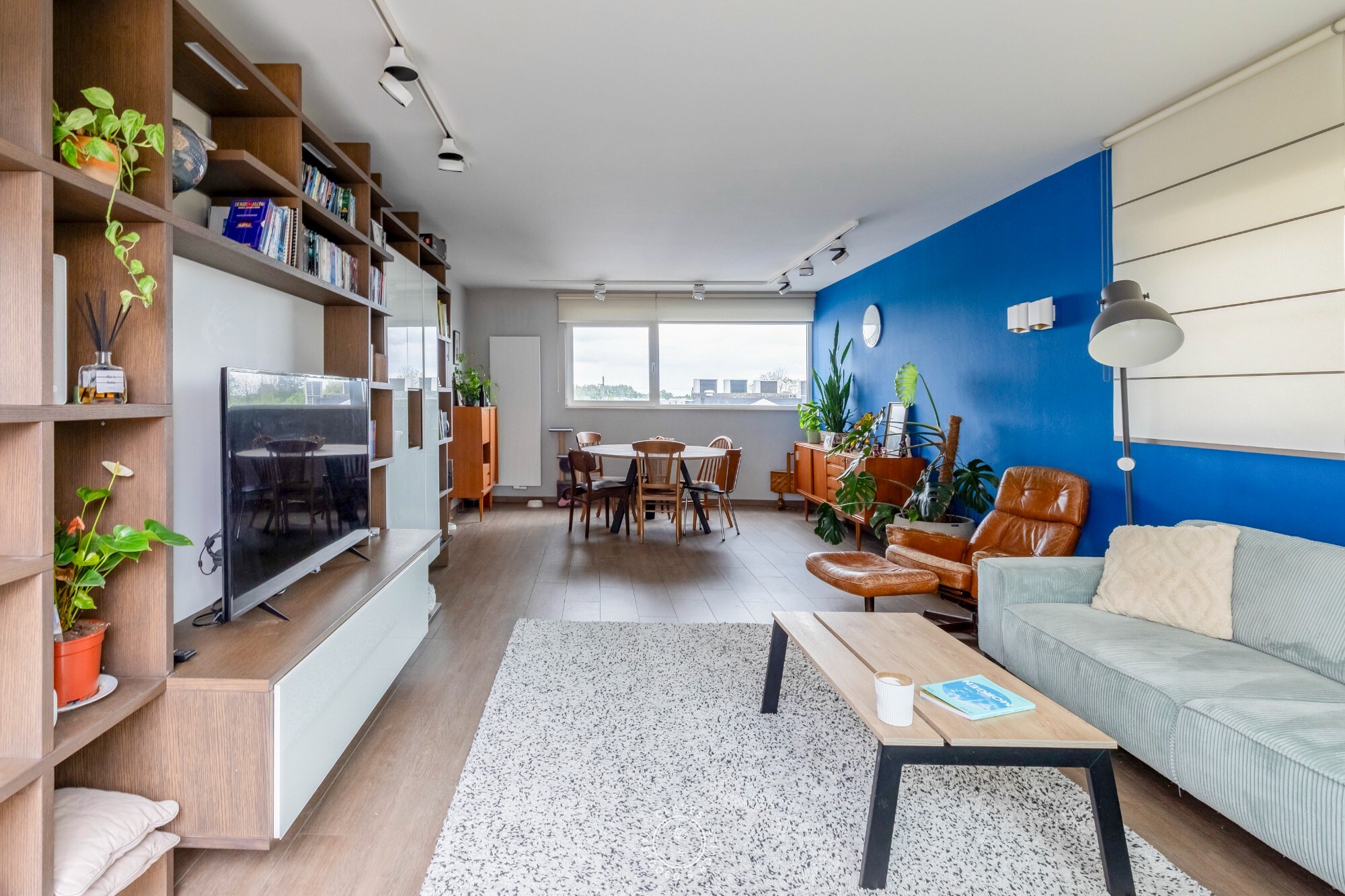 Ruim penthouse met 3 slaapkamers en 3 terrassen