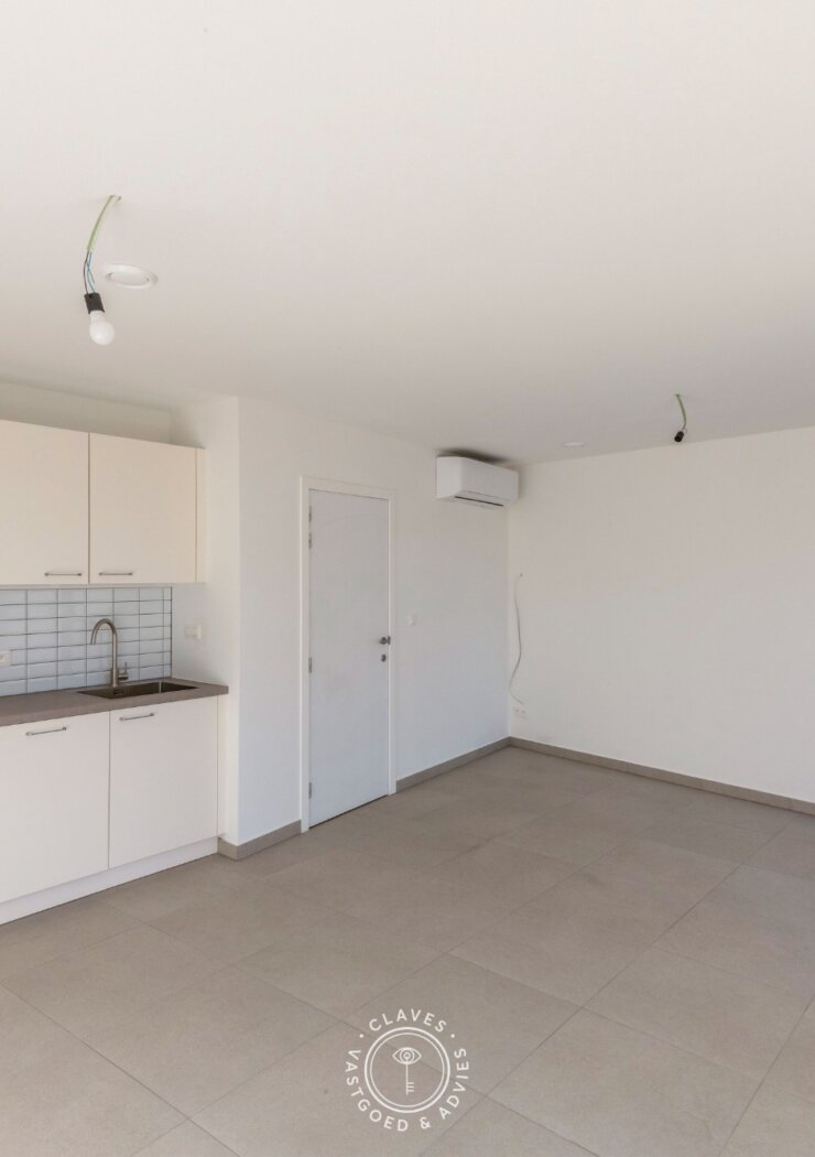 Energetisch gerenoveerd tweeslaapkamer appartement met zeer royaal terras