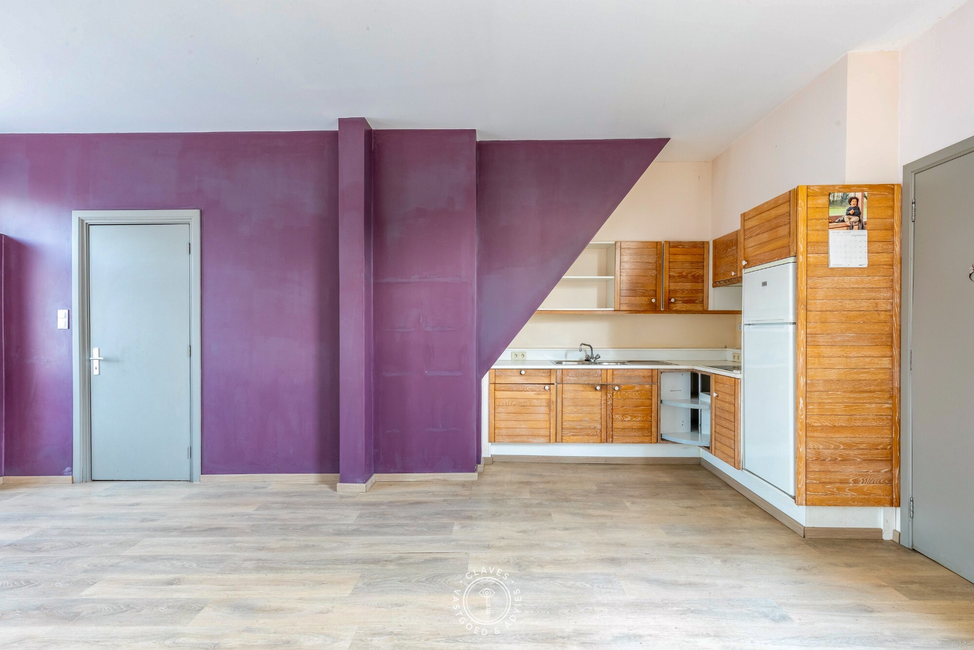 Te renoveren rijwoning met mogelijkheden in het hart van Nieuwkerken-Waas