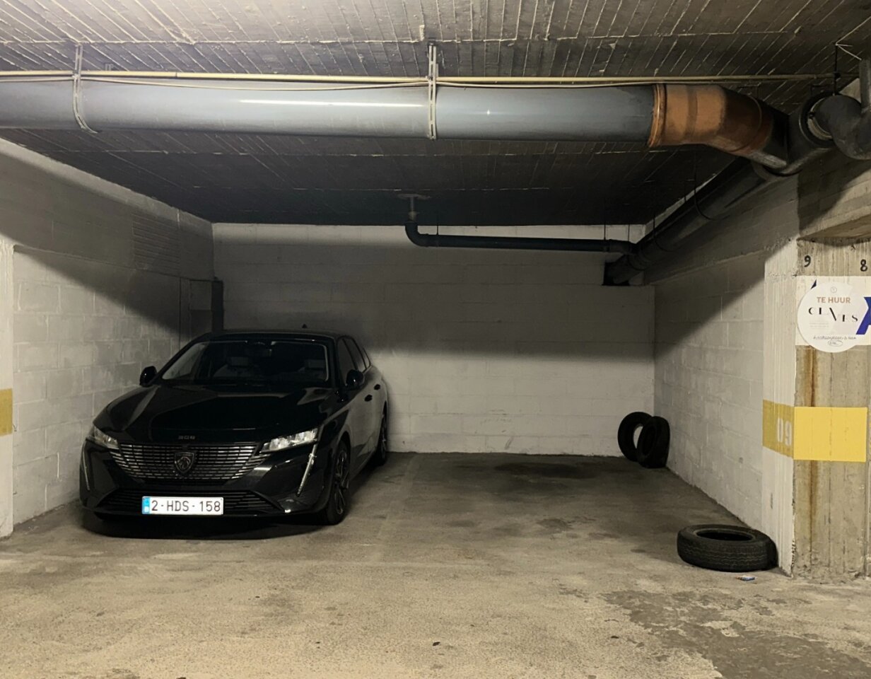 Centraal gelegen autostaanplaats