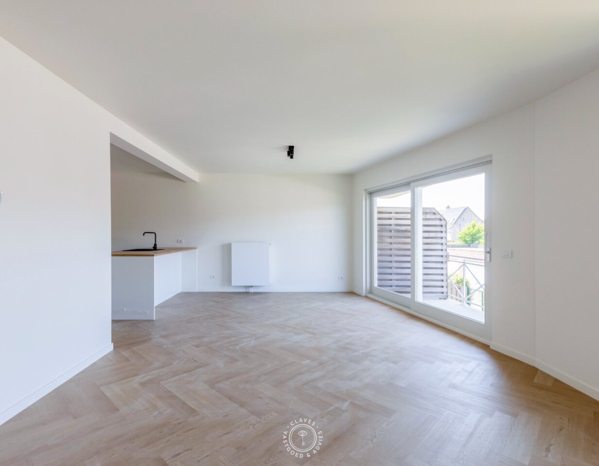 Doordacht drieslaapkamerappartement op residentiële locatie