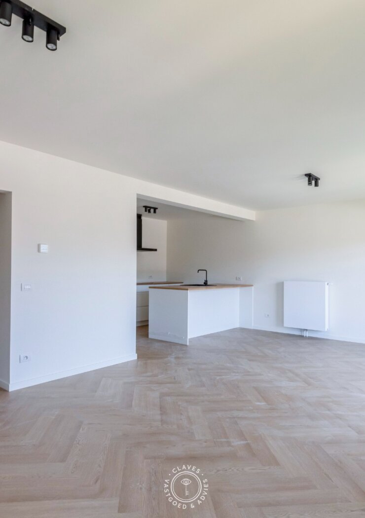 Doordacht drieslaapkamerappartement op residentiële locatie