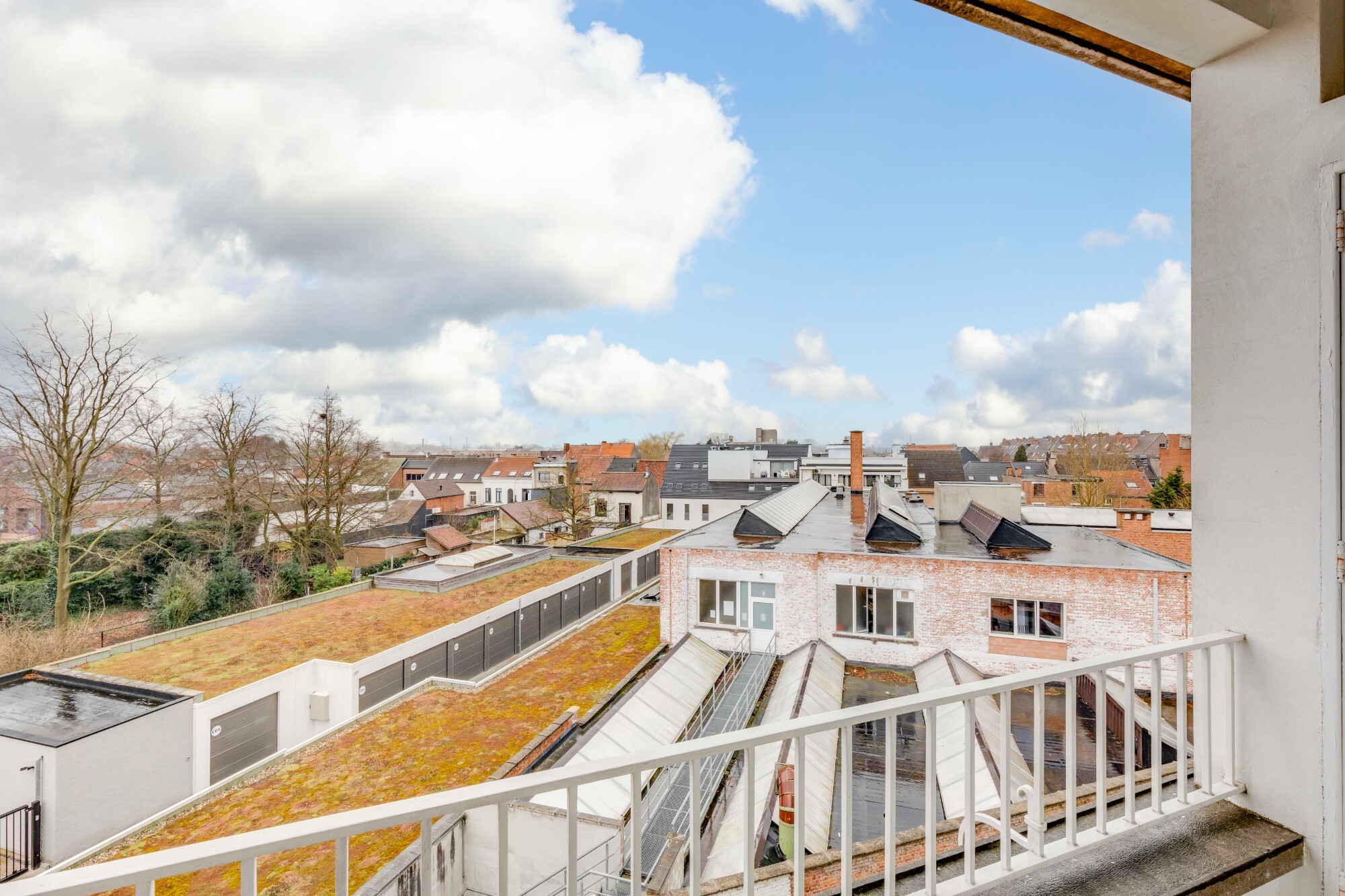 Welgelegen en lichtrijk appartement op wandelafstand van de Grote Markt