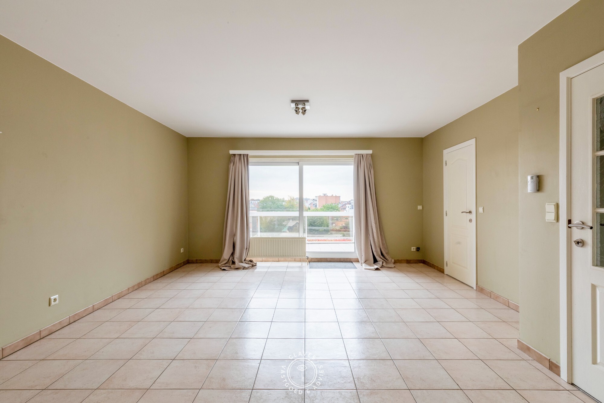 Terrasrijk appartement met staanplaats en berging