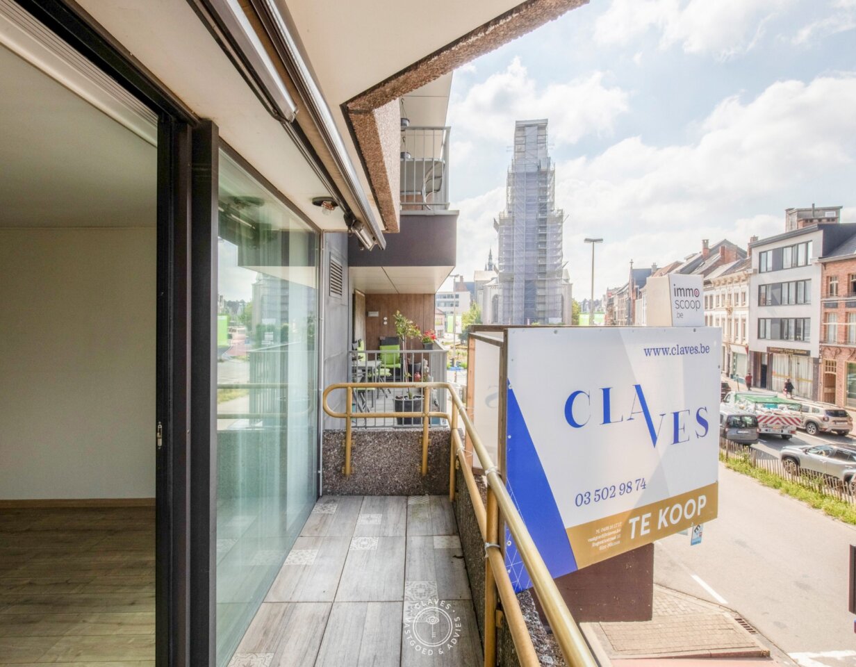 Ruim 3-slaapkamerappartement op interessante centrale ligging in Sint-Niklaas